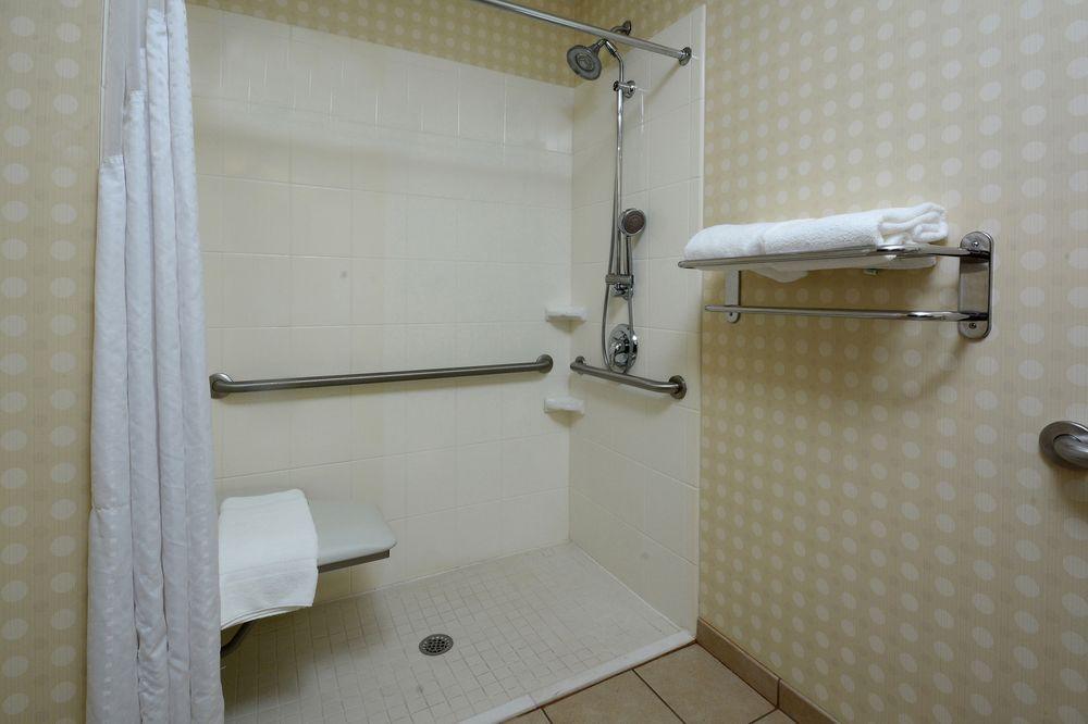 Holiday Inn Express Lynchburg By Ihg Εξωτερικό φωτογραφία