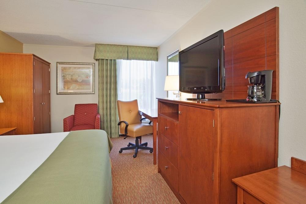 Holiday Inn Express Lynchburg By Ihg Εξωτερικό φωτογραφία