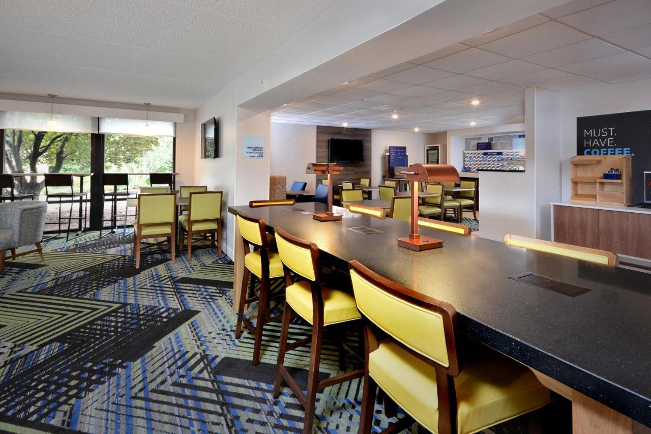 Holiday Inn Express Lynchburg By Ihg Εξωτερικό φωτογραφία